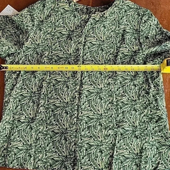Maggie Sweet Green  and Blue Leaf Print Top Size 1X - Picture 7 of 9